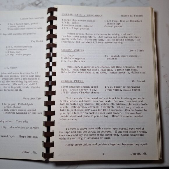 Cook Book Mt Carmel Mercy Hospital Detroit Michigan 1978 Vintage Recipes Guild - Picture 6 of 12